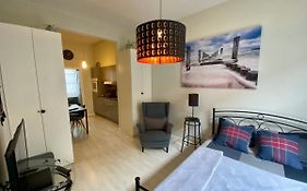 Petit Appartement Jourdan Eu